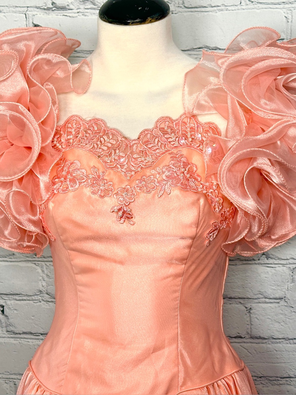 Vintage 80s Peach Ruffle Sweetheart Southern Belle Prom Dress Handmade XXS